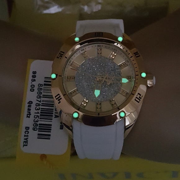 FIRM PRICE-ON SALE-Invicta Venom ladies watch - Picture 3 of 14